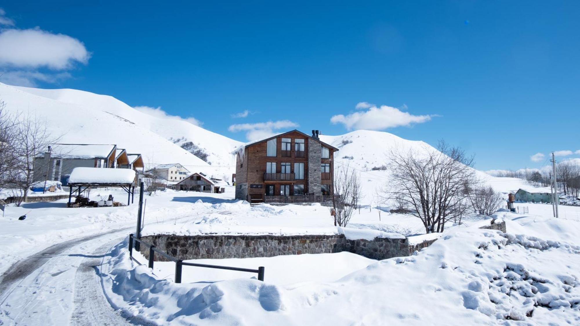 Chalet In Гудаурі Екстер'єр фото